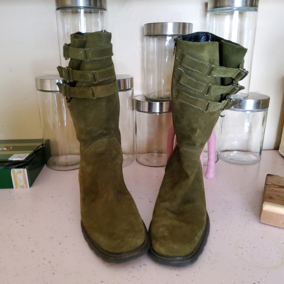 AQUATALIA Romanian Loden Green Suede Boots Forest Elf Boho Size 8 - Picture 4 of 10